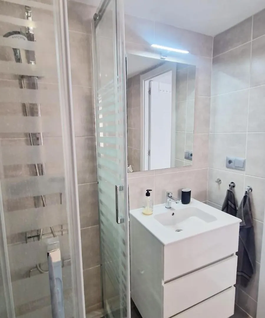 Delightful 2 Bed, Pueblo Evita Benalmádena