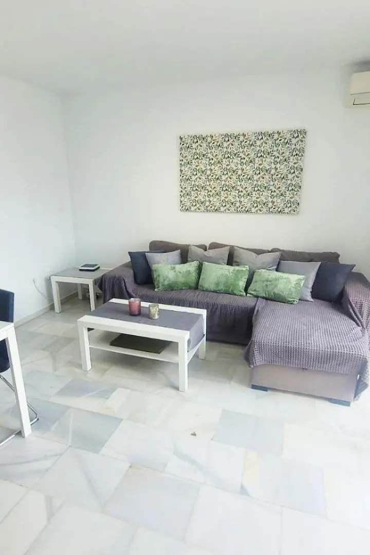 Delightful 2 Bed, Pueblo Evita Benalmádena