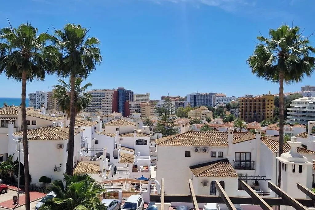 Apartment Delightful 2 Bed, Pueblo Evita Benalmadena