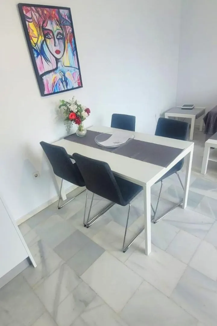 Apartment Delightful 2 Bed, Pueblo Evita Benalmadena Spain