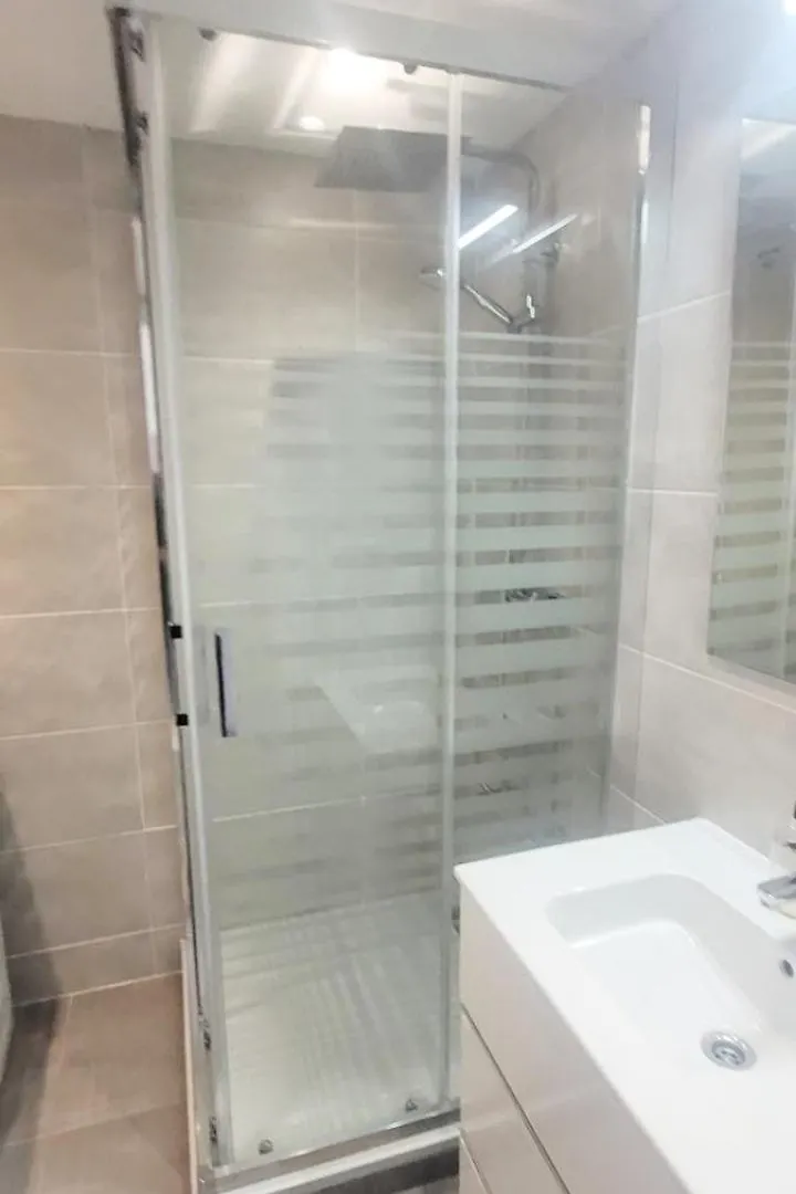 Apartment Delightful 2 Bed, Pueblo Evita Benalmadena Spain