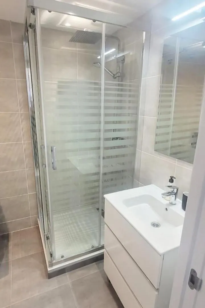 Apartment Delightful 2 Bed, Pueblo Evita Benalmadena